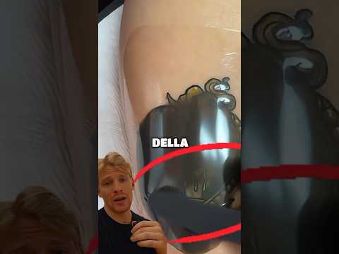 Il liquido nero dopo il tatuaggio è normale