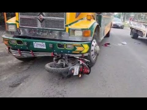 Motorista colisión contra bus que transportaba trabajadores