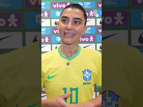 LUCILÉIA CELEBRA DOIS GOLS NA COPA DO MUNDO E O PRÊMIO DE MELHOR JOGADORA DA PARTIDA