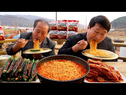 그 때 그 라면?! 새롭게 출시된 칼칼하고 감칠맛 가득한 농심라면! (Re-released NONGSHIM RAMYUN ) 요리&먹방!! - Mukbang eating show