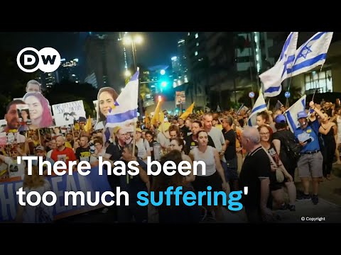 Families of Israeli hostages held by Hamas protest for deal to release their loved ones | DW News