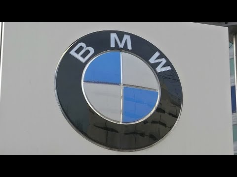 BMW plunges to Q2 loss