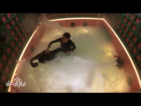 رامز ليفل الوحش | غادة عبدالرازق تعترف بعمرها الحقيقي وتلقن رامز جلال علقة ساخنة