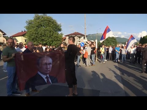 Serbs gather in Sarajevo to show support for pro Russian leader Milorad Dodik