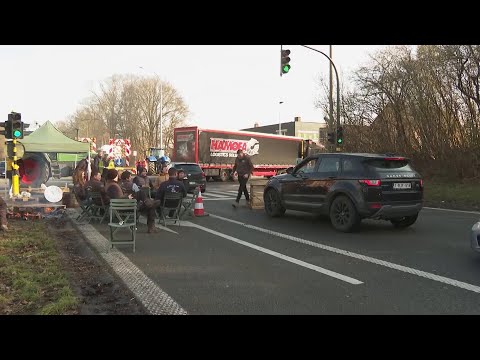 Protesting farmers block traffic in Belgium