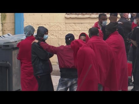 Que vont devenir les migrants mineurs arrivés à Ceuta 