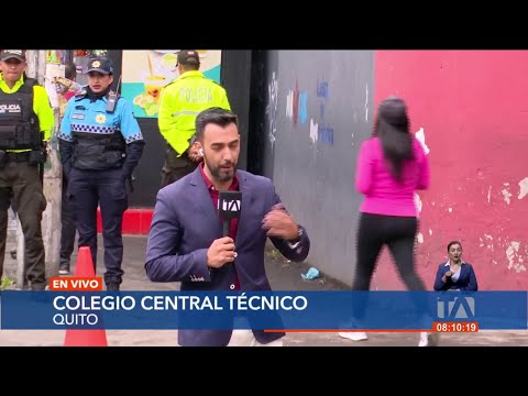 Quito: Policía Nacional y Agentes Municipales custodian establecimientos educativos