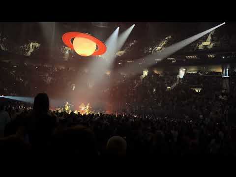 Kacey Musgraves, “Giver / Taker” Live