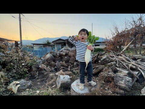 大根の似合う3歳男が頑丈のポーズする金曜日の夕方