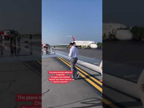 Nose gear fails to deploy on plane