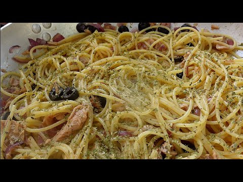 Cucina Italiana al massimo: Spaghetti al tonno un esplosione di gusto in pochi minuti . Da provare
