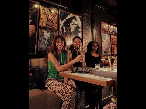 DUNI | Let Sparkly Light Up the Season