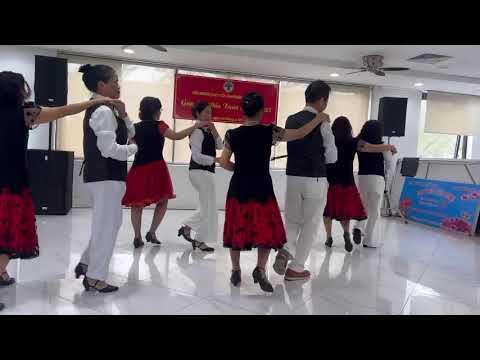 Vũ điệu Bachata của CLB Vinhomes Thăng Long