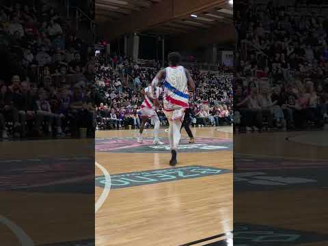 The Power of an Audience Is Real 🤩💫 #harlemglobetrotters #familyentertainment #basketball