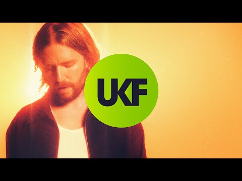 Sub Focus & Subsonic - Roll Too Deep