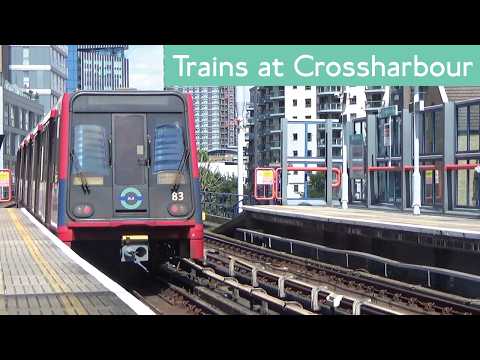 DLR Trains At Crossharbour