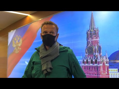 L'opposant Alexeï Navalny arrêté dès son arrivée en Russie