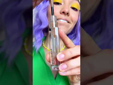 🤯 Make Your Lips Totally Irresistible! 💡 Could you pull this off? 👇