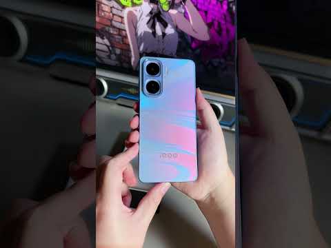 The iQOO Neo11's design is incredibly meticulous. Not only does it feature a light-emitting