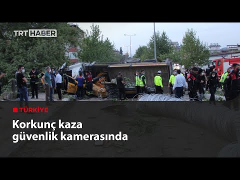 Freni boşalan vinç 11 araca çarparak durabildi