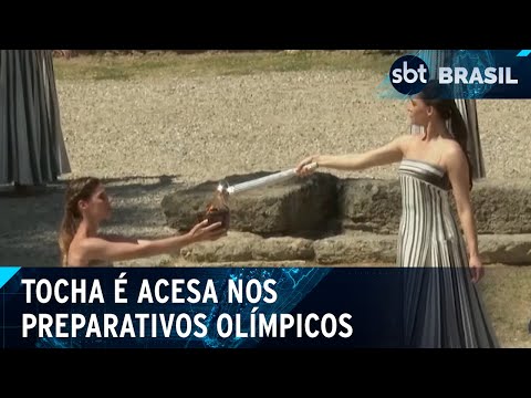 Tocha é acesa por raios de sol na Grécia durante preparativos das Olimpíadas | SBT Brasil (15/04/24)