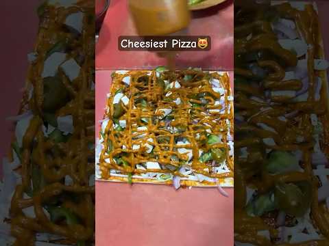 Easy pizza #foodforfoodies #food #streetfood #youtubeshorts #mouthwateringfood