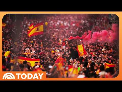 Spain Gets Hero’s Welcome After Beating Argentina in World Cup