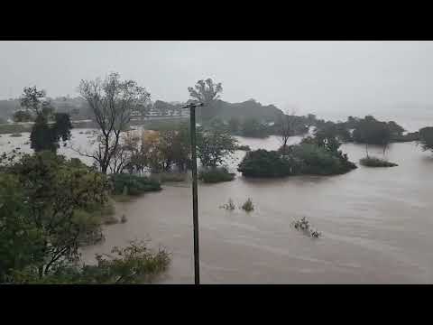 Uruguay bajo emergencia por inundaciones
