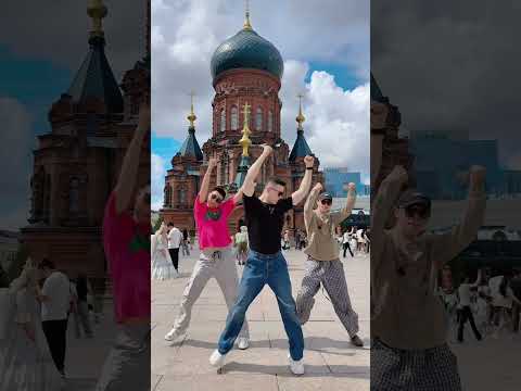 听到这首歌的时候你多大呀? #我要上热们 #小虎队爱 #一学就会系列