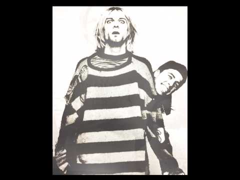 #DAVEGROHL #TAYLORHAWKINS #KURTCOBAIN - poor dave, he lost both of his best friends :( #xyzbca