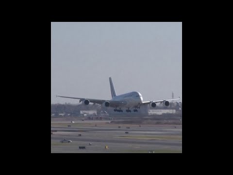 Le premier atterrissage d'un A380 d'Air France en 2009, on était tous fous
