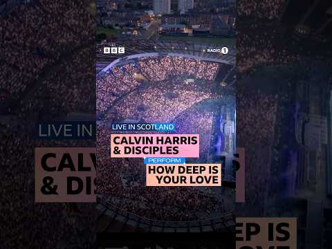 This crowd for How Deep Is Your Love 🔥 #calvinharris