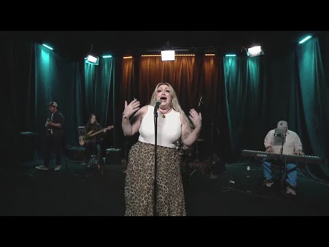 Midday Fix: Live performance from That’s What She Sang – a cabaret fundraiser