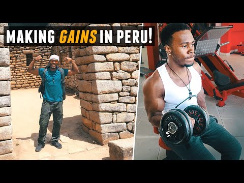 I FINALLY FOUND A GYM! | Building MUSCLE While Travelling!