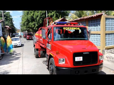 Bomberos al servicio de la población en los municipios de León