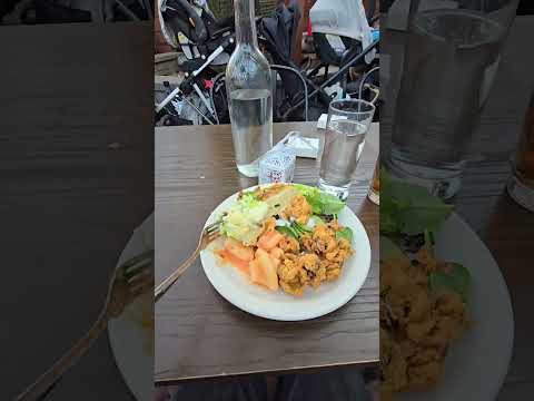 Pasta, Calamari, Salad Etc @ the Hutton - Foodie Dream!  #shorts #viral