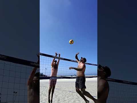 Beach Volleyball POV 🏐🏖️😎 Shot on Meta Smart Glasses #raybanmeta #lagunabeach #pov