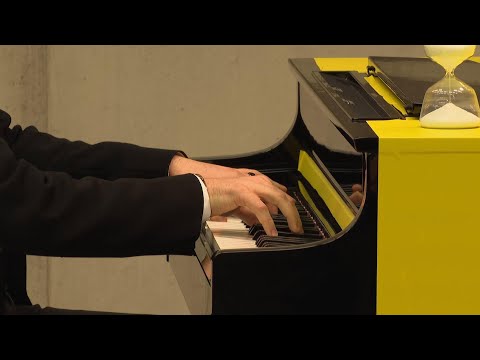 Yellow Piano Initiative in Berlin mission to show hostages still held in Gaza that they are not alon
