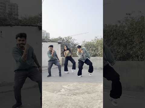 Akhiyan Gulab | Dance Cover by Sushmila, Yogesh & Akshay #dance #trending #ytshorts #akhiyaangulaab