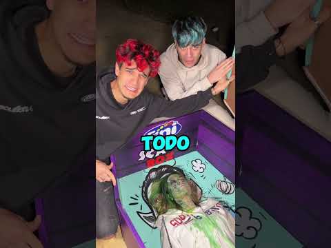 La CHICA ZOMBIE ha FALLECIDO y la ENTIERRO!