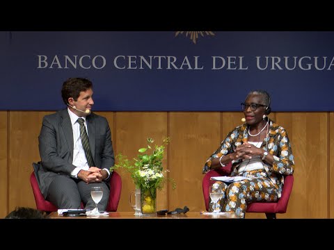 Conversatorio del presidente del BCU y la subdirectora gerente del FMI