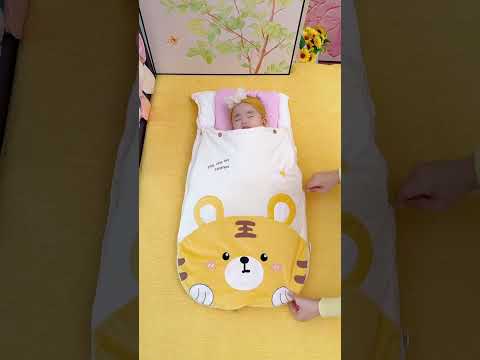 This anti-startle sleeping bag is really useful. It can be used as a blanket for newborn babies