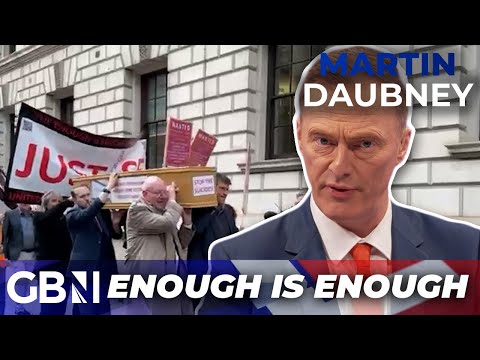 'Big SCANDAL brewing' as protesters STORM central London fighting financial misconduct