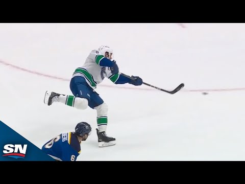 Canucks Hughes Punishes Blues Line Change With Stretch Pass To Miller
