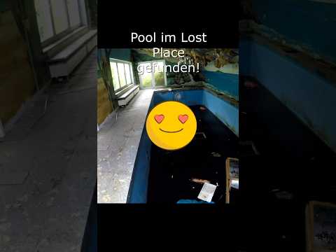 Senioren muss man auch mal wickeln! 😂 #lostplace #urbex #pool #kindergarten