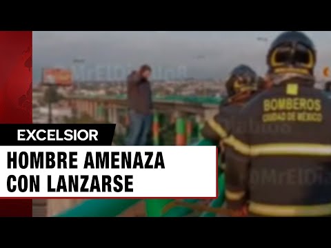 Hombre amenaza con lanzarse del Periférico CDMX; lleva un cuchillo