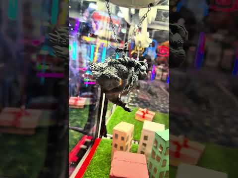 Easy Frog Claw Machine Win!