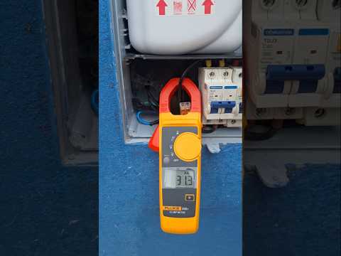 MEDINDO A CORRENTE DO AQUECEDOR ELÉTRICO