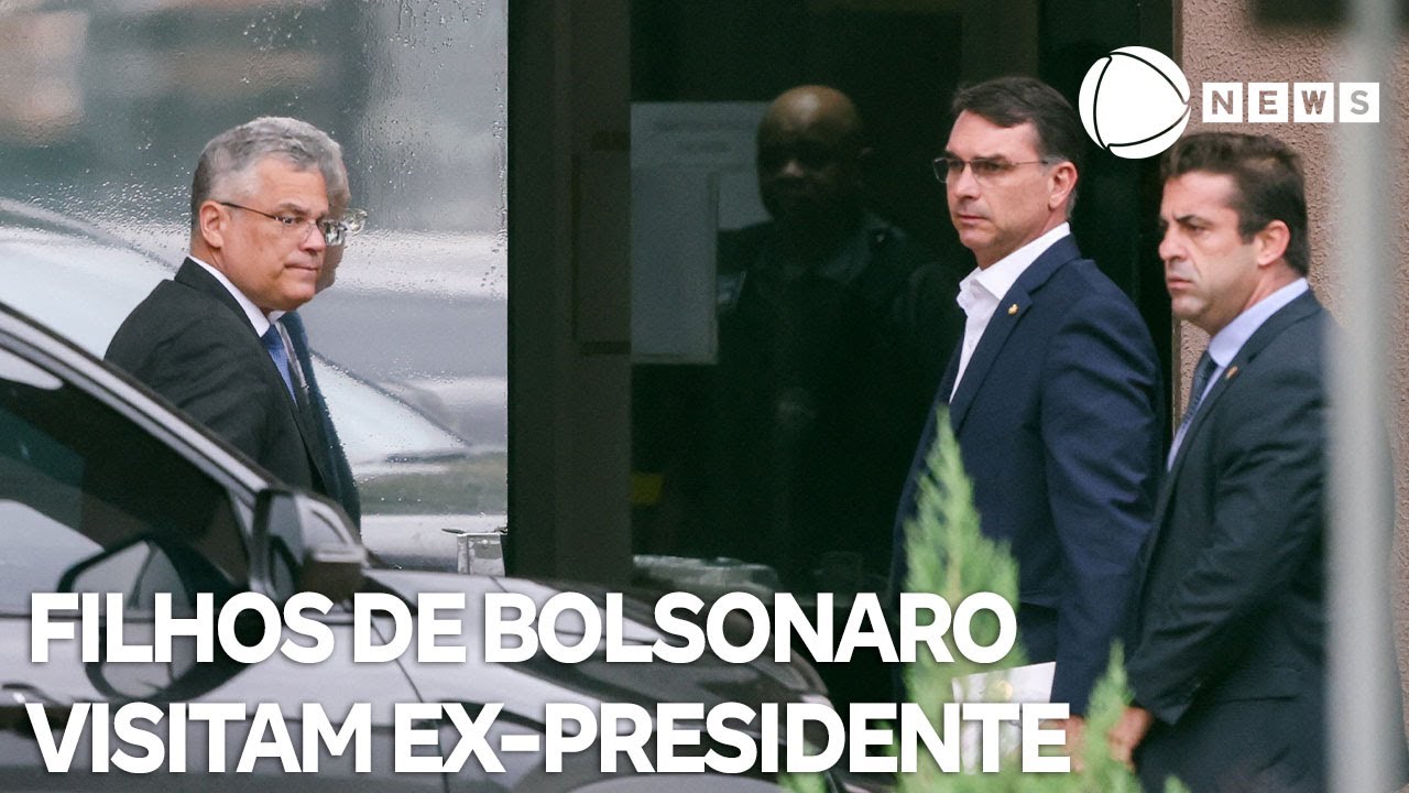 Filhos de Bolsonaro visitam ex-presidente nesta terça-feira