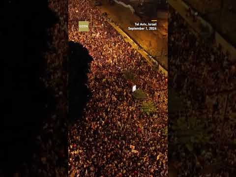 Huge protest in Tel Aviv after deaths of Israeli hostages in Gaza